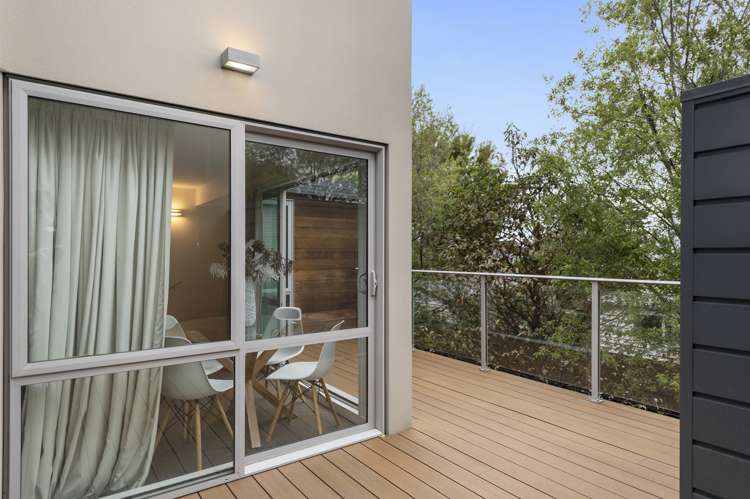 2/63 Burke Street Addington_11