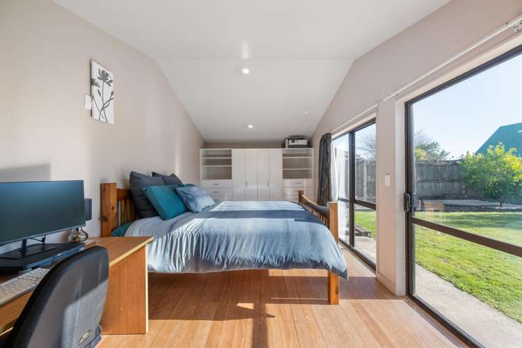 16 Faulkland Drive Witherlea_23