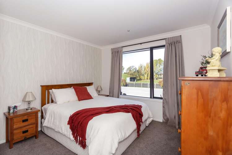 33d Charles Street Weston_20