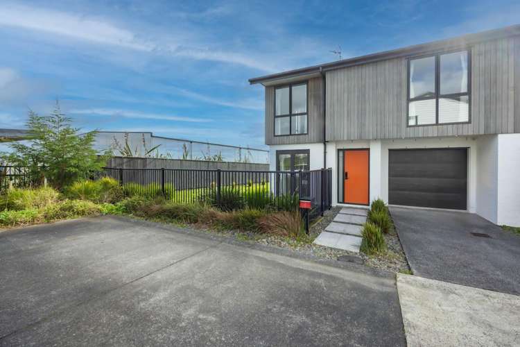 6 Henry Lloyd Place Silverdale_16