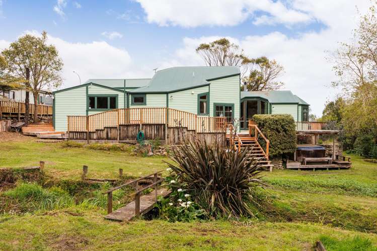 353 Kahuterawa Road Linton_1