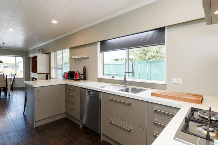 19 Humphries Place Awapuni_8