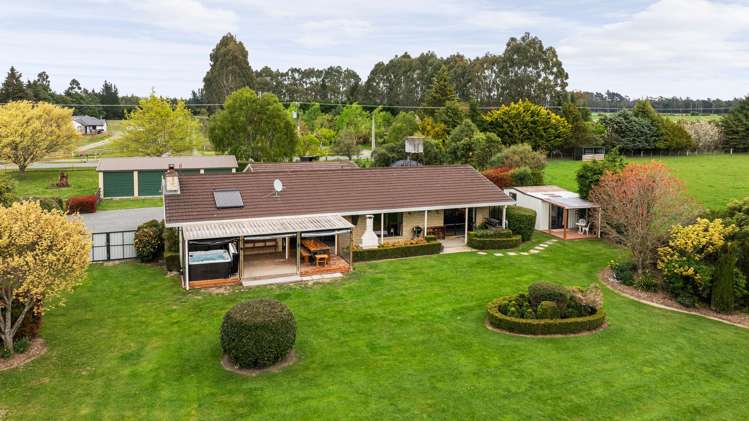 1490 North Eyre Road West Eyreton_1