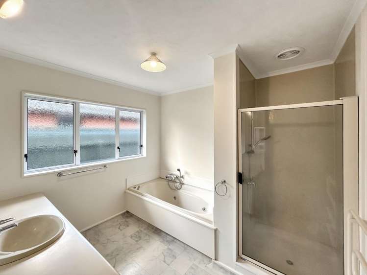 117 Amberley Avenue 10930_9