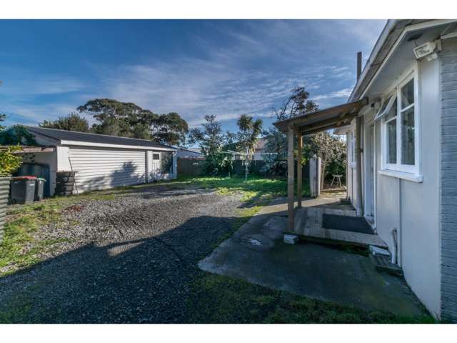 282 Breezes Road Aranui_2