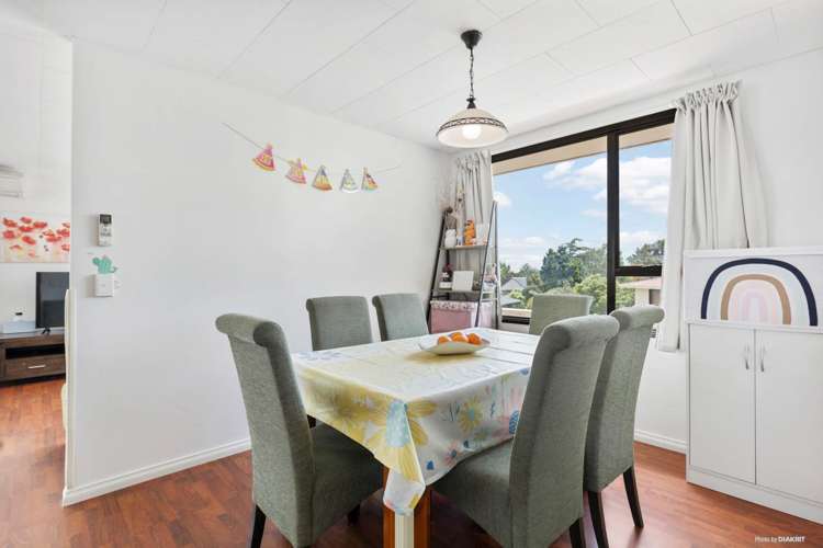 1/12 Exeter Place Unsworth Heights_7