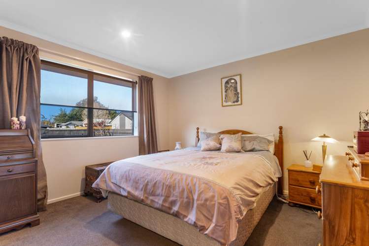 10 Carmello Grove Richmond_7