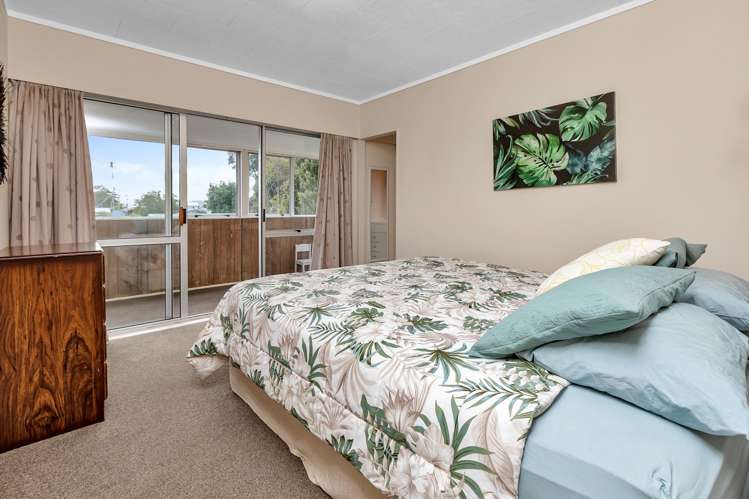 15 Pyle Road West One Tree Point_19