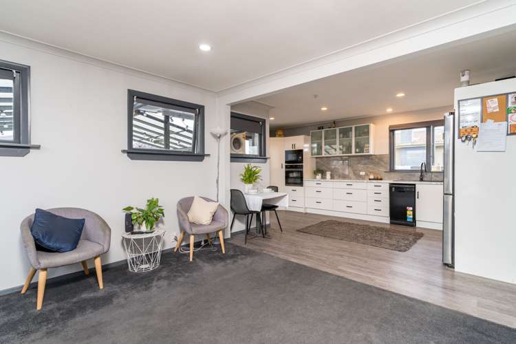 57 Tay Street Mosgiel_10