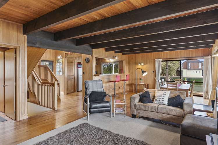 11 Waiheke Street Waikanae Beach_11