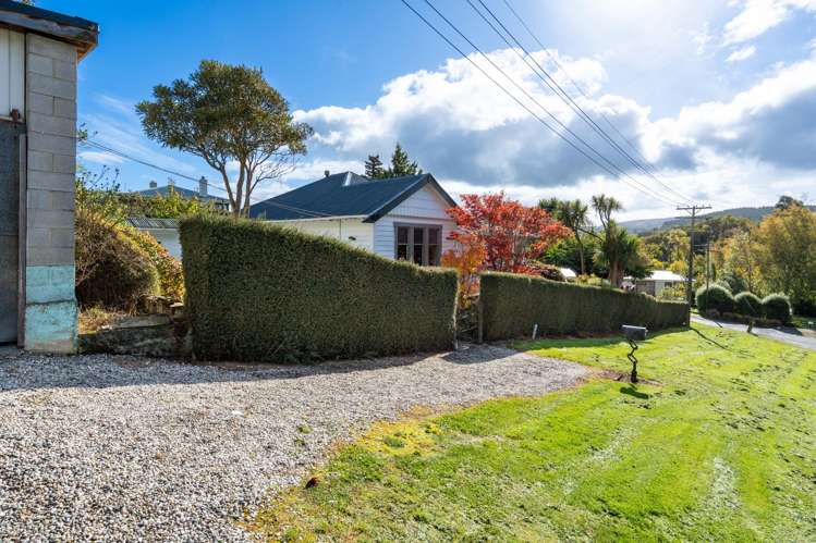 28 Harrington Street Lawrence_20