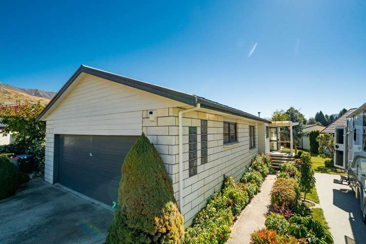 8 Meadowstone Drive Wanaka_19