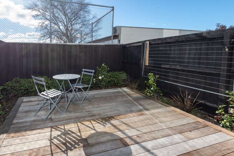 8/51 Hills Road Edgeware_12