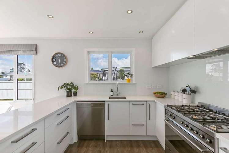 15 Melba Street Beach Haven_5