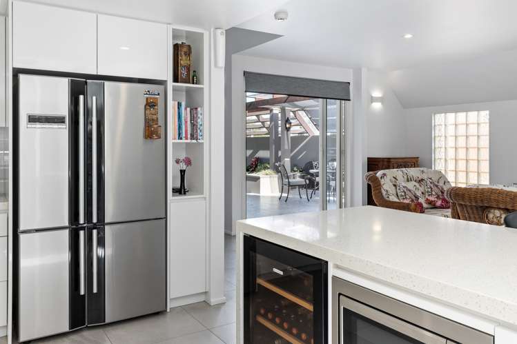 242a Lake Road Hauraki_4