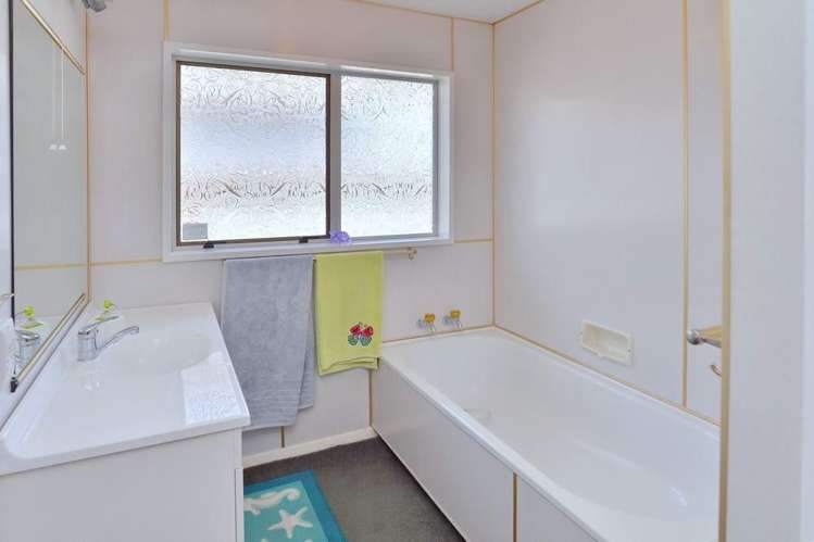 22 Keldon Avenue Rangiora_12