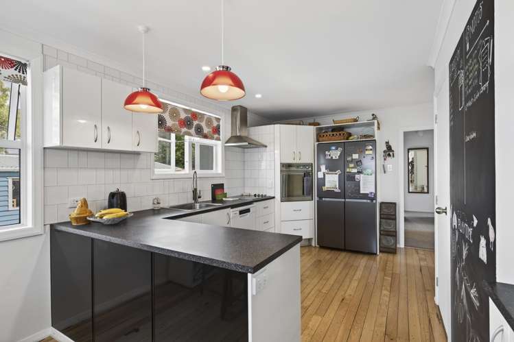 18 Cowling Road Hurdon_8