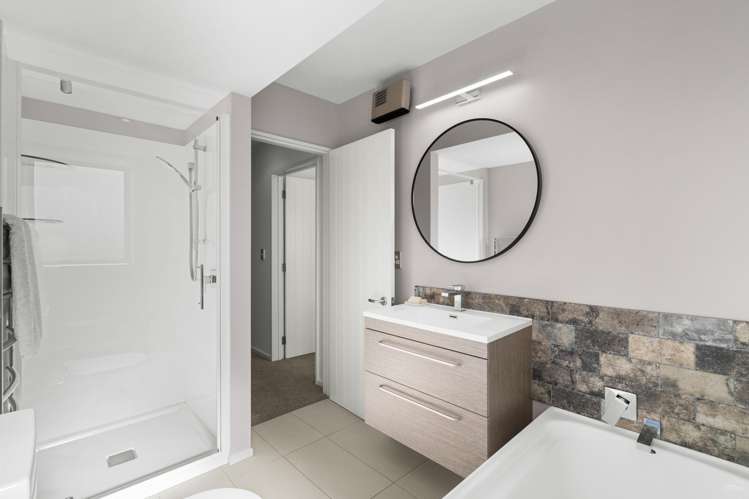 8 Waterford Avenue Northwood_15