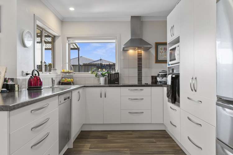 9 Peter Way Place Glenview_8