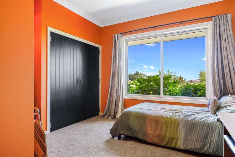 86 Davis Road Cust_15