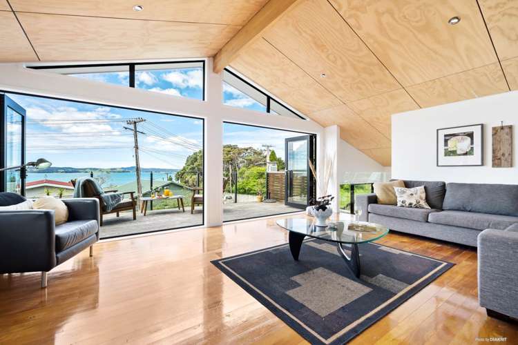 45 Carlton Crescent Maraetai_6