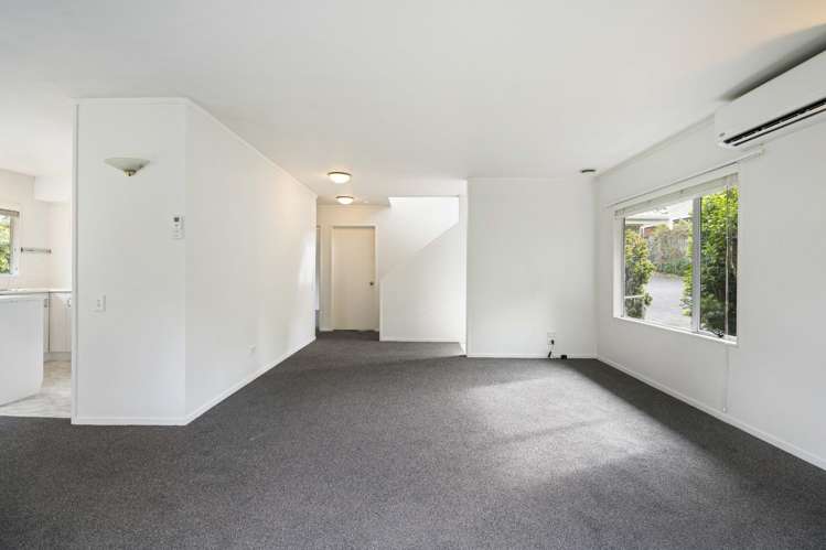 2/15 Lonsdale Street 1660_10