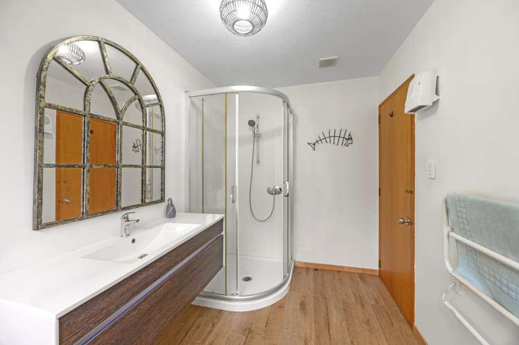 7 Glenstrae Road Redcliffs_11