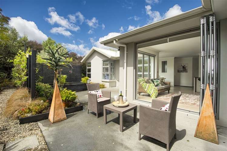 5 Courtney Lane Matakana_1