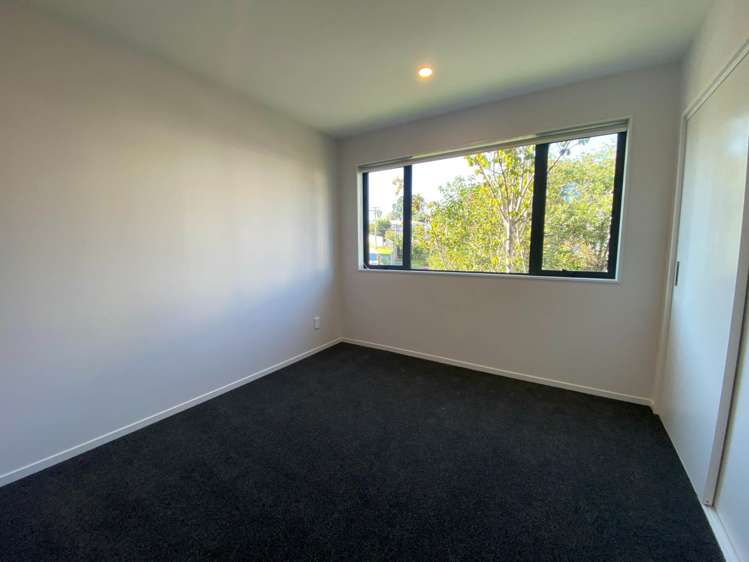 44A Sylvan Crescent Te Atatu South_12