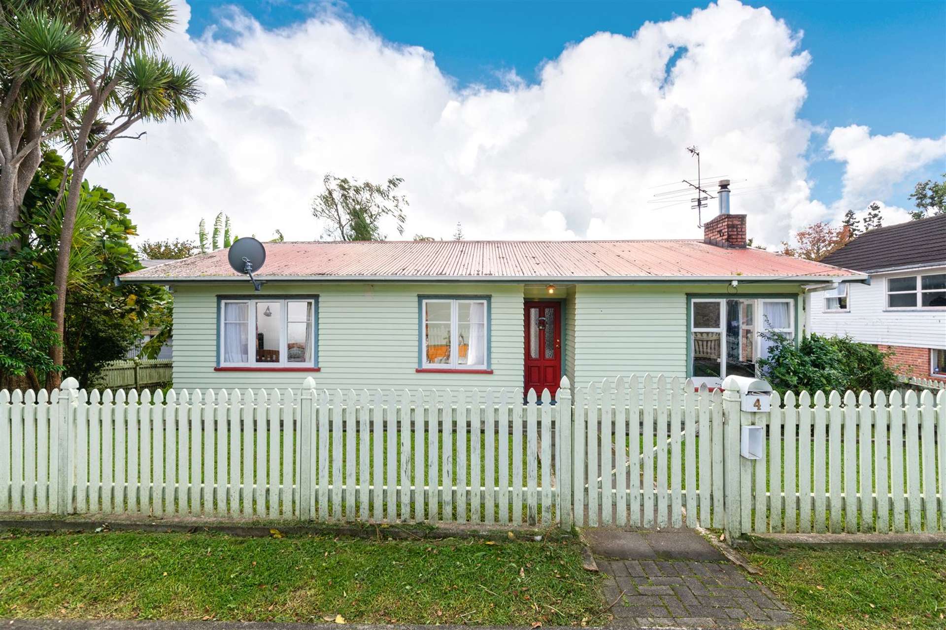 4 Alston Avenue Kelston_0