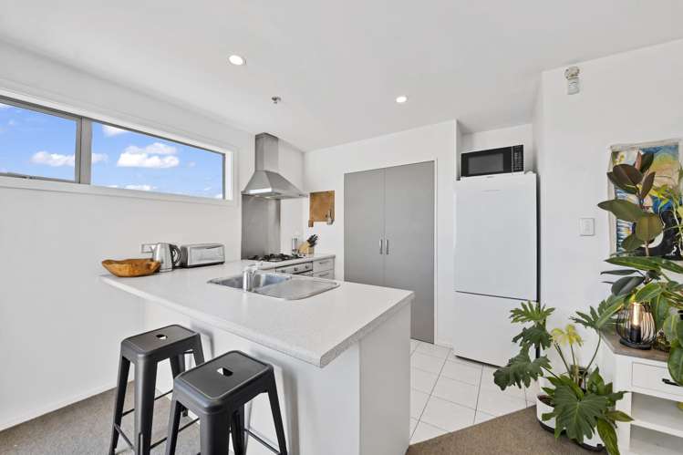 2/9 Cameron Street Sydenham_2