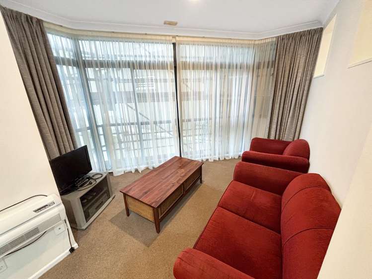 3C/120 The Terrace 1372_0