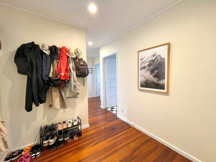 1/25a Pleasant Street Onehunga_7