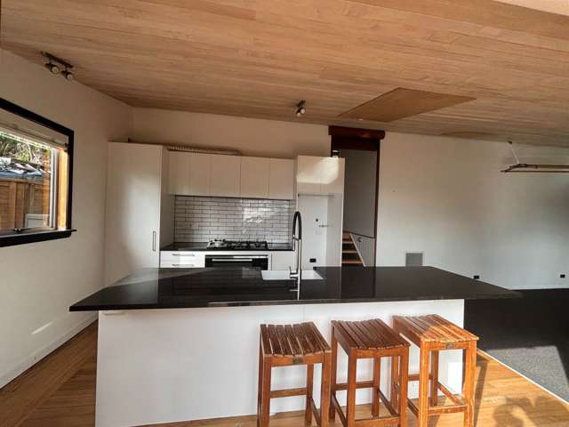 107 Lone Kauri Road Karekare_1