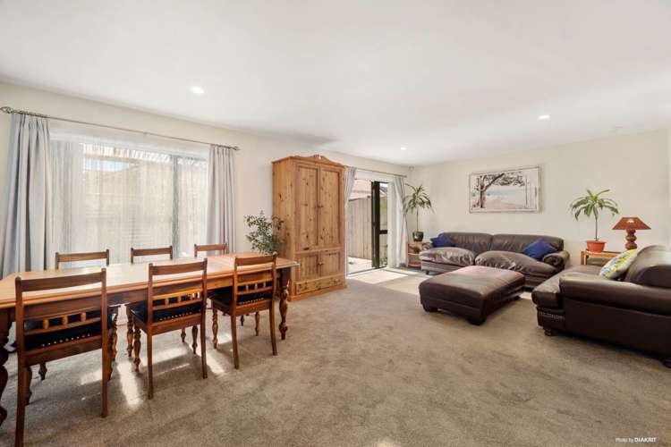 4/36 John Jennings Drive Oteha_7