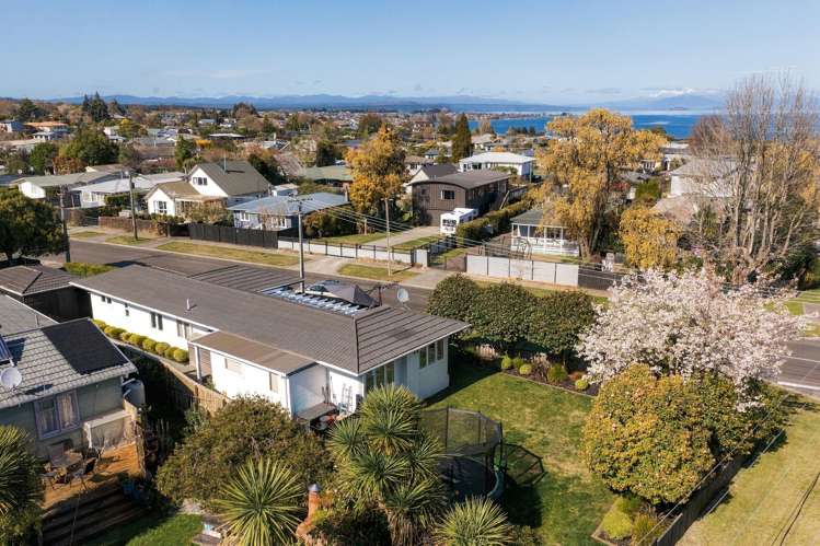 25 Te Hatepe Avenue Taupo_23