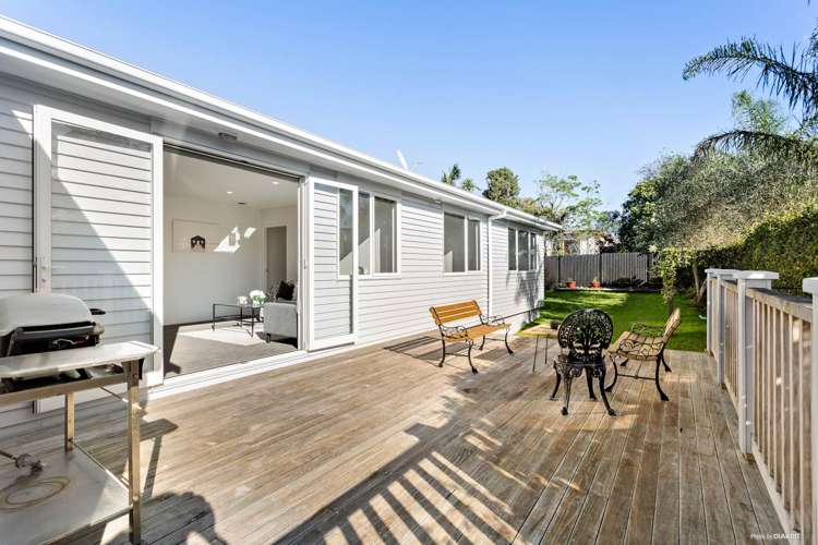 9 Sealy Road Torbay_7