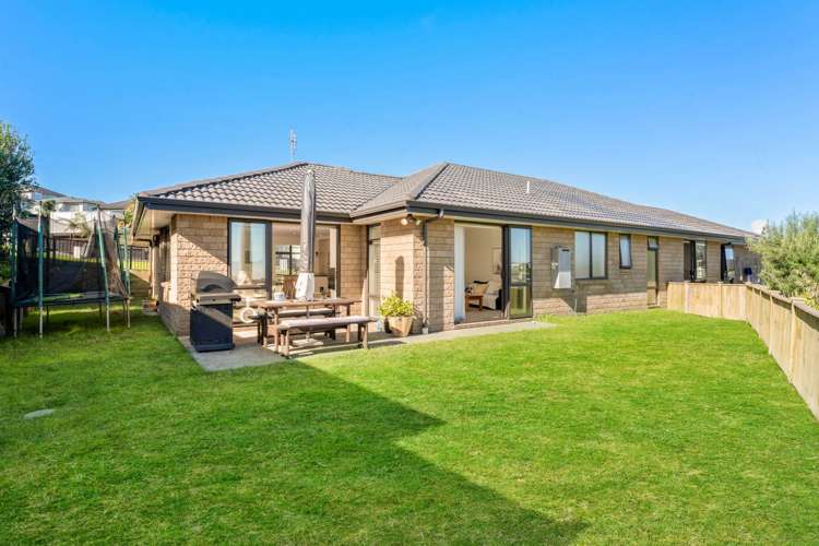 18 Arbors Track Silverdale_1