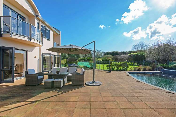 68 Porterfield Road Whitford_28