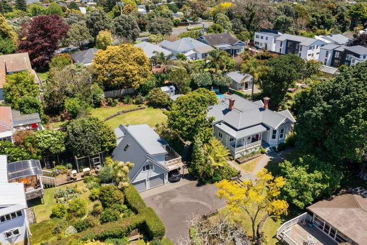 707 & 707B New North Road Mount Albert_68