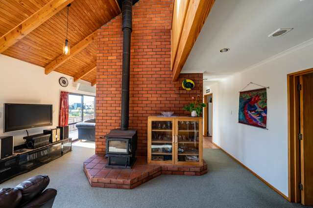 7 Rutherglen Road Paroa_4