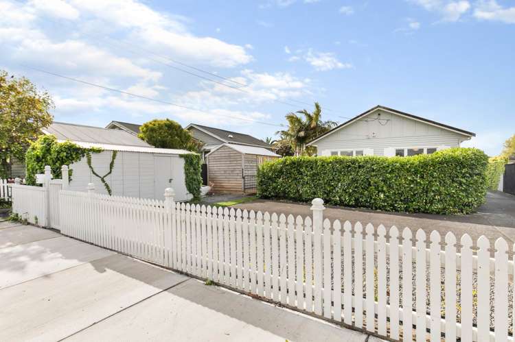 26 Powell Street Avondale_17