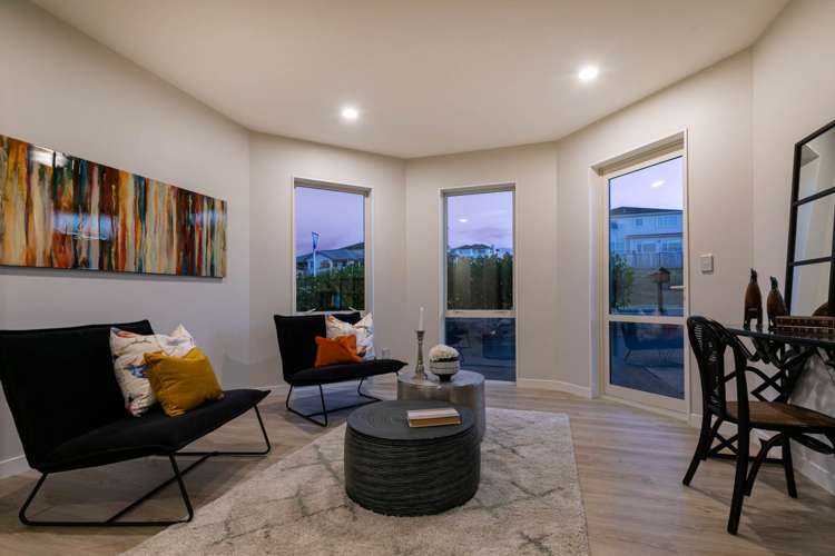 6 Colonial Drive Silverdale_8