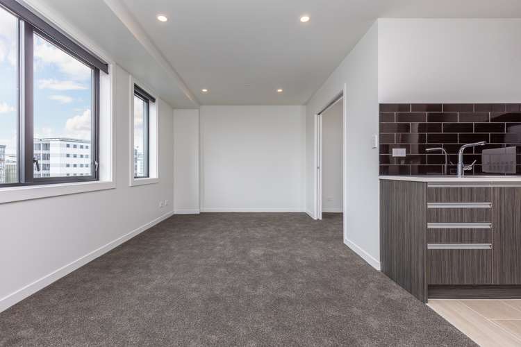 1304/7 Scotia Place Auckland Central_6