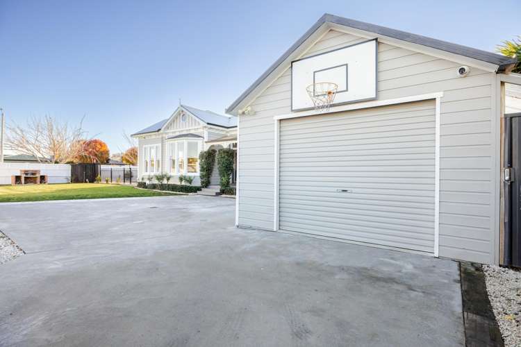 600 Park Road North_2