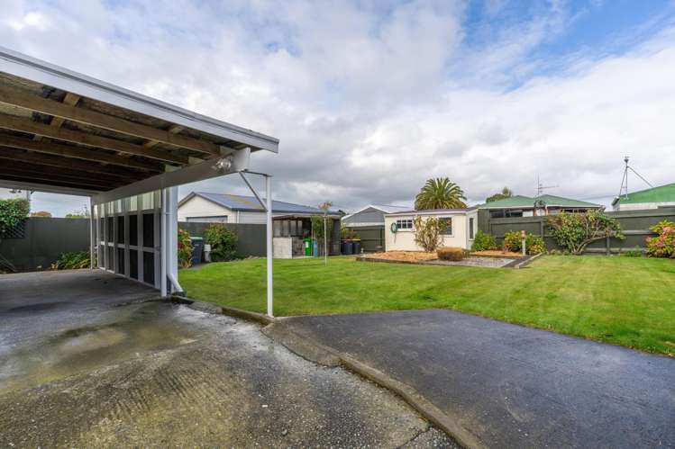 108 Pages Road Marchwiel_8