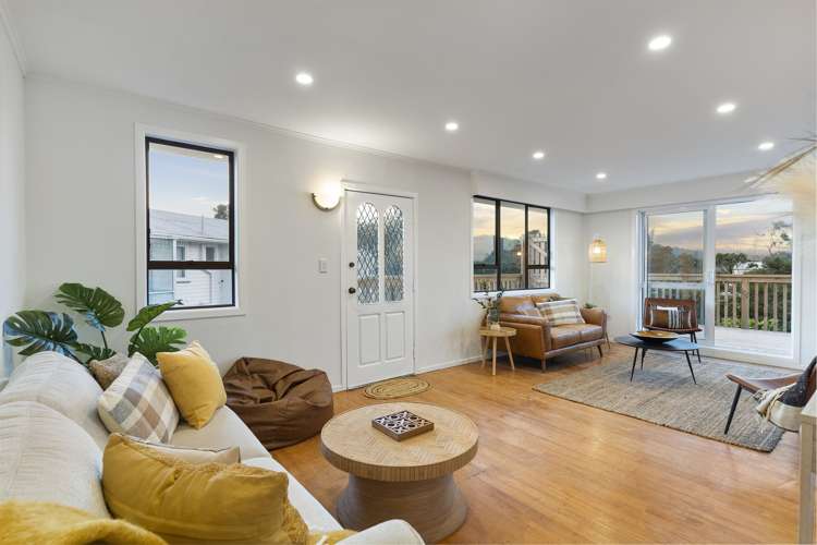 29 Crocombe Crescent Beach Haven_9