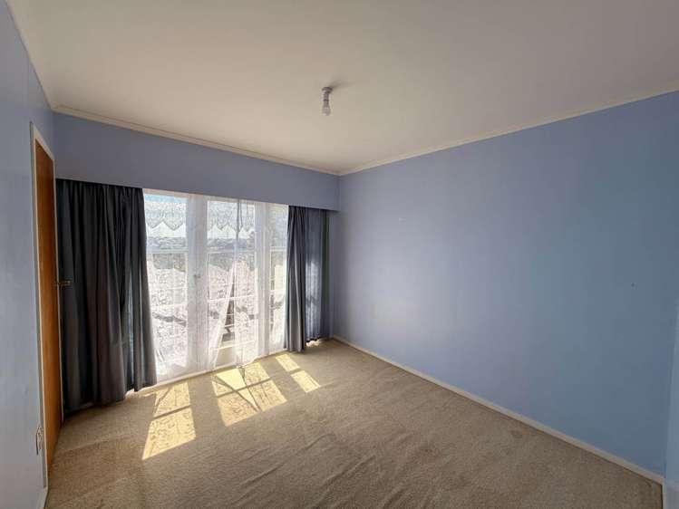 28 Katavich Place Mt Roskill_13