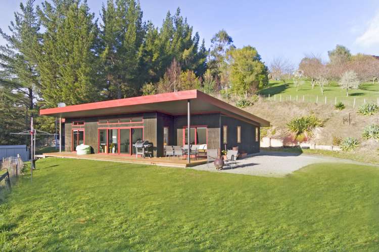 35 Totara View Road Wakefield_19