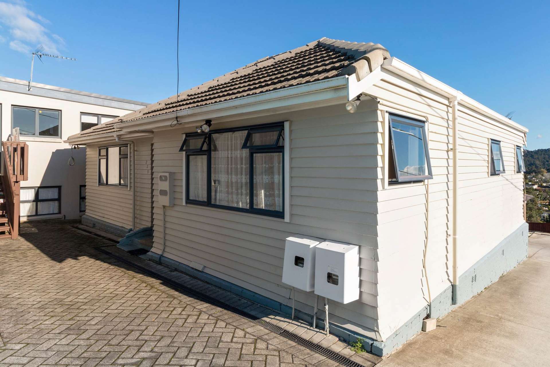 Titirangi Road Titirangi_0